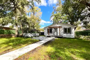 2102 E Caracas St, Tampa, FL 33610 - Photo 31