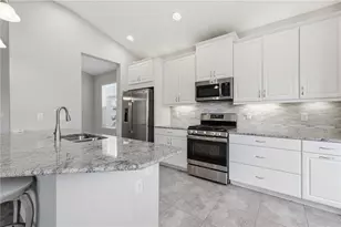 10441 MacFarlane Pl, Palmetto, FL 34221 - Photo 7