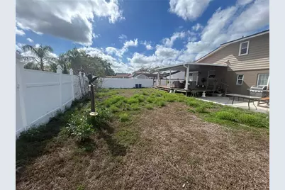 16119 Copperfield Drive, Tampa, FL 33618 - Photo 9