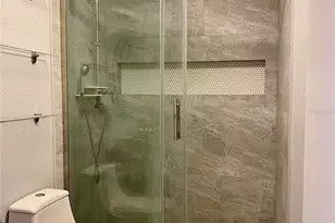 16179 Rambling Vine Dr E, Tampa, FL 33624 - Photo 17