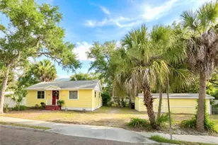 427 5th St N, Safety Harbor, FL 34695 - Photo 1