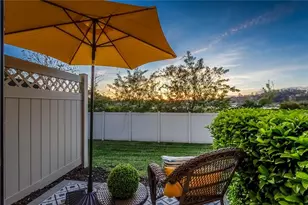 11604 Crowned Sparrow Ln, Tampa, FL 33626 - Photo 3