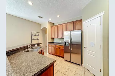6929 Surrey Hill Place, Apollo Beach, FL 33572 - Photo 11