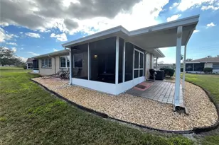 1907 Canterbury Ln, Sun City Center, FL 33573 - Photo 27