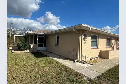 1907 Canterbury Lane #10, Sun City Center, FL 33573 - Photo 1
