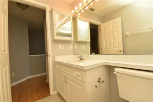 8334 Civic Rd, Tampa, FL 33615 - Photo 27