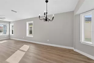 1112 Lake Shore Ranch Dr, Seffner, FL 33584 - Photo 17