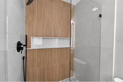 1112 Lake Shore Ranch Drive, Seffner, FL 33584 - Photo 33