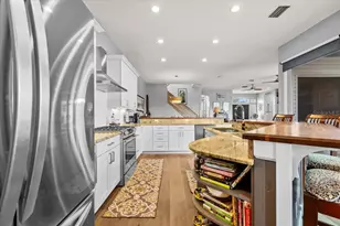 8117 Brighton Dr, Port Richey, FL 34668 - Photo 25