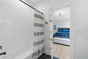 807 W W St, Tampa, FL 33602 - Photo 43