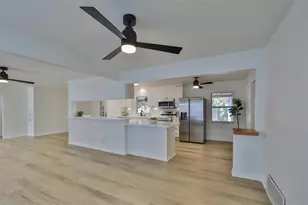 6145 1st Ave N, Saint Petersburg, FL 33710 - Photo 5