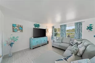 632 Shore Dr, Largo, FL 33771 - Photo 13