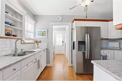 210 15th Avenue N, Saint Petersburg, FL 33704 - Photo 19