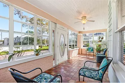 210 15th Avenue N, Saint Petersburg, FL 33704 - Photo 3