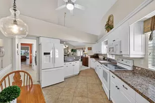 2189 Oak Forest Ln, Palm Harbor, FL 34683 - Photo 11