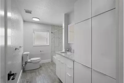 3755 Belle Vista Drive E, Saint Pete Beach, FL 33706 - Photo 11