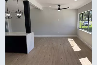 3983 Marlin Drive SE, Saint Petersburg, FL 33705 - Photo 7