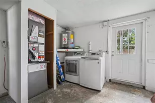 6714 Sandra Dr, Port Richey, FL 34668 - Photo 17