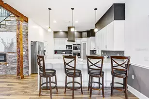 14224 Lorraine Ct, Dade City, FL 33525 - Photo 9