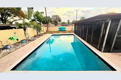 8713 57th Street N, Pinellas Park, FL 33782 - Photo 17