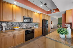 331 Cleveland St, Clearwater, FL 33755 - Photo 25