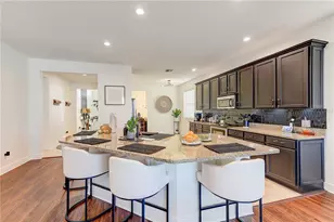 2410 Hawks Point Ct, Ruskin, FL 33570 - Photo 19