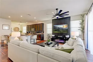 2410 Hawks Point Ct, Ruskin, FL 33570 - Photo 25