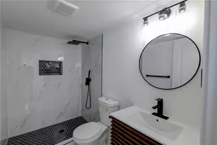 9010 W Hamilton Ave, Tampa, FL 33615 - Photo 25