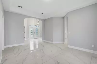 11850 7th Street E, Treasure Island, FL 33706 - Photo 15