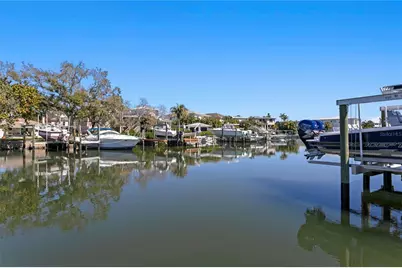 1867 Bayou Grande Boulevard NE, Saint Petersburg, FL 33703 - Photo 61
