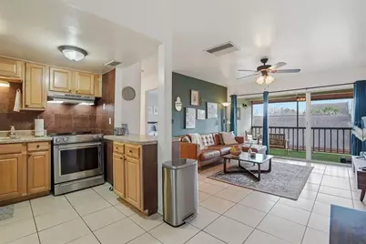 8602 Champlain Court #90, Tampa, FL 33614 - Photo 3