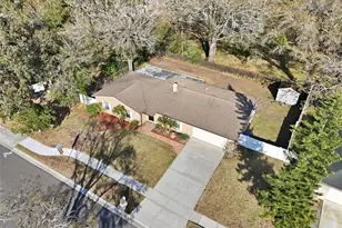 14403 Brentwood Dr, Tampa, FL 33618 - Photo 47