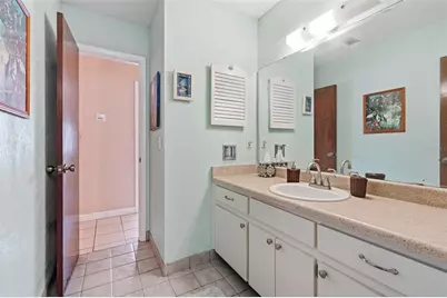 14403 Brentwood Drive, Tampa, FL 33618 - Photo 33