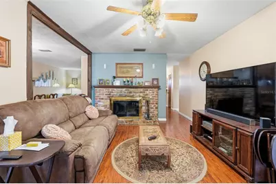 14403 Brentwood Drive, Tampa, FL 33618 - Photo 11