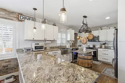 7607 Kinard Rd, Plant City, FL 33565 - Photo 7