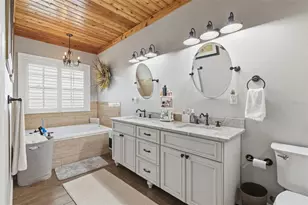 7607 Kinard Rd, Plant City, FL 33565 - Photo 17