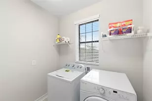 29211 Perilli Pl, Wesley Chapel, FL 33543 - Photo 35