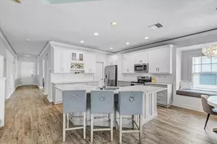 7204 S St Patrick St, Tampa, FL 33616 - Photo 9