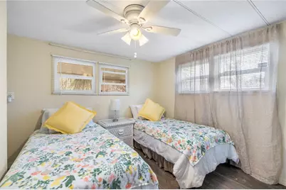 36416 Cordova Circle, Zephyrhills, FL 33541 - Photo 27