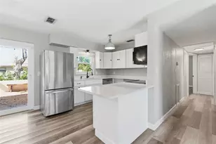 3951 Porpoise Dr SE, Saint Petersburg, FL 33705 - Photo 3