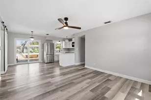 3951 Porpoise Dr SE, Saint Petersburg, FL 33705 - Photo 7