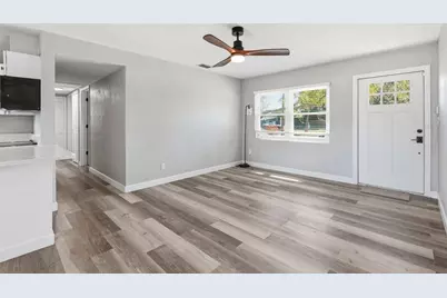 3951 Porpoise Drive SE, Saint Petersburg, FL 33705 - Photo 3