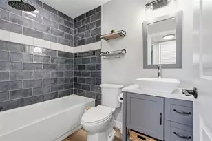 3951 Porpoise Dr SE, Saint Petersburg, FL 33705 - Photo 13