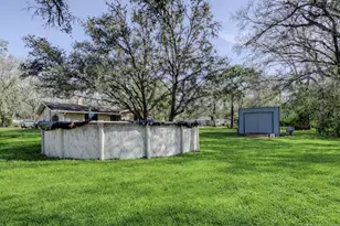 10821 Candy Ln, New Port Richey, FL 34654 - Photo 25