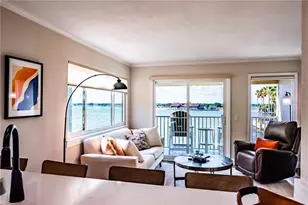 2506 N Rocky Point Dr, Tampa, FL 33607 - Photo 5