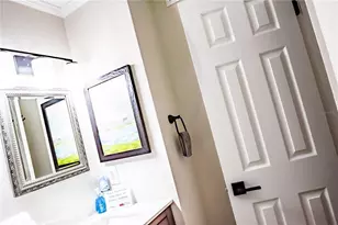 2506 N Rocky Point Dr, Tampa, FL 33607 - Photo 25