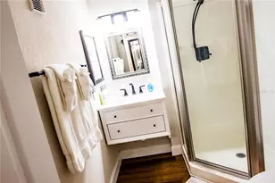 2506 N Rocky Point Dr, Tampa, FL 33607 - Photo 17