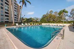 2621 Cove Cay Dr, Clearwater, FL 33760 - Photo 15