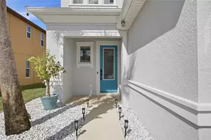 29003 Trevi Pl, Wesley Chapel, FL 33543 - Photo 3