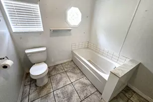 5729 S Leopard Point, Homosassa, FL 34446 - Photo 9